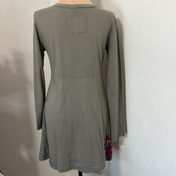 Johnny Was V Neck Embroidered Long Sleeve Elastic Waist Mini Dress Olive Size S - Picture 2 of 9